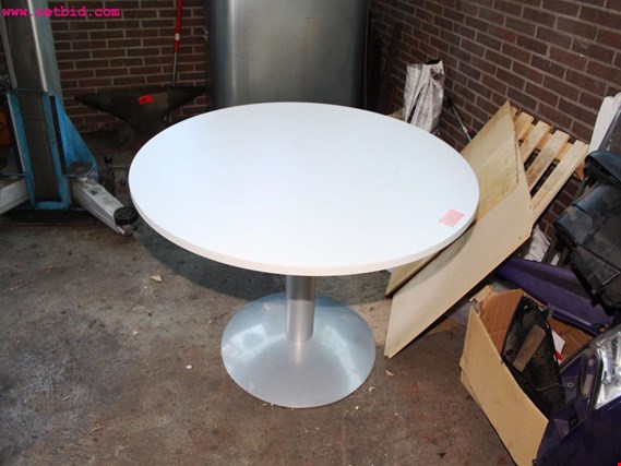 Used Round table for Sale (Trading Premium) | NetBid Industrial Auctions