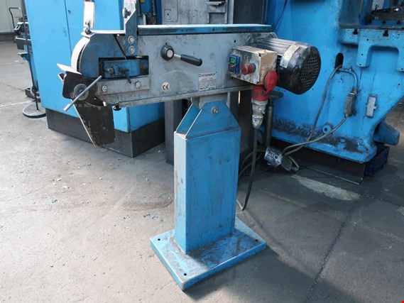 Used Bickenbach 75-2000 belt grinding machine for Sale (Auction Premium) | NetBid Industrial Auctions