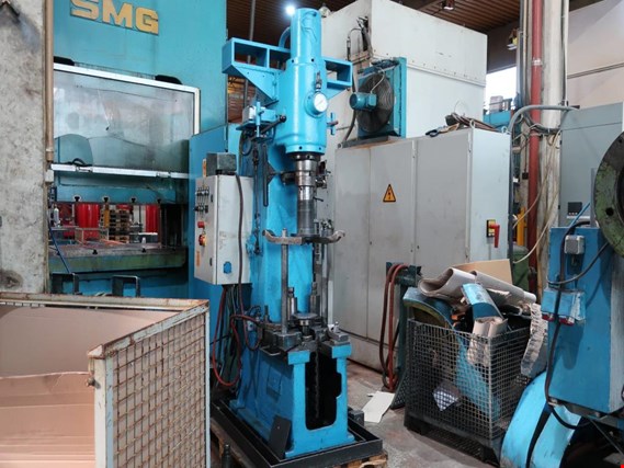 Used Müller HEP10.2 hydraulic press for Sale (Trading Premium) | NetBid Industrial Auctions