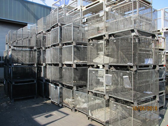 Used lot lattice boxes (approx. 50 pcs.) for Sale (Auction Premium) | NetBid Industrial Auctions