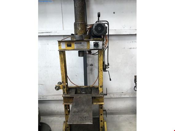 Used Enerpac VLP-Series 2 hydraulic workshop presses for Sale (Auction Premium) | NetBid Industrial Auctions