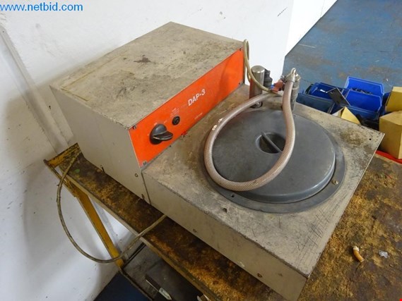 Used Struers DAP3 grinding/polishing machine for Sale (Auction Premium) | NetBid Industrial Auctions