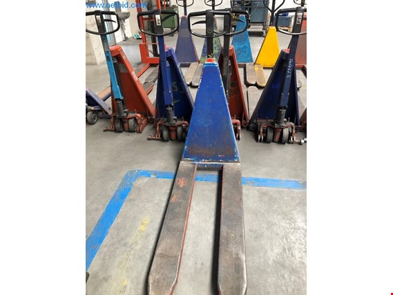 Used 5 Scissor pallet truck for Sale (Trading Premium) | NetBid Industrial Auctions