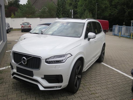 Used Volvo XC90 R-Design Pkw for Sale (Trading Premium) | NetBid Industrial Auctions