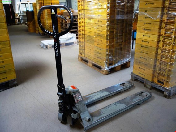 Used Quicklift Pallet truck for Sale (Trading Premium) | NetBid Industrial Auctions
