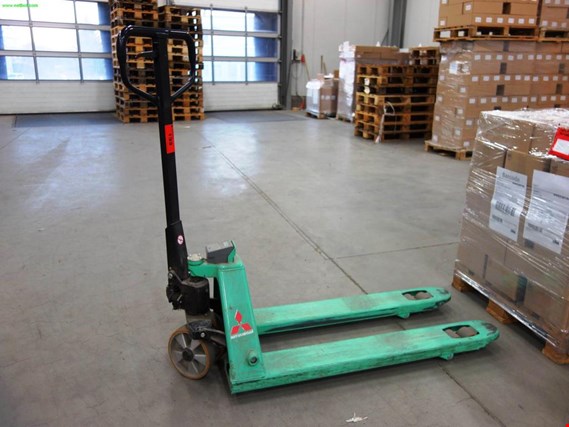 Used Mitsubishi Pallet truck for Sale (Trading Premium) | NetBid Industrial Auctions