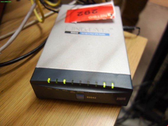 Used Linksys RV 042 Router for Sale (Trading Premium) | NetBid Industrial Auctions