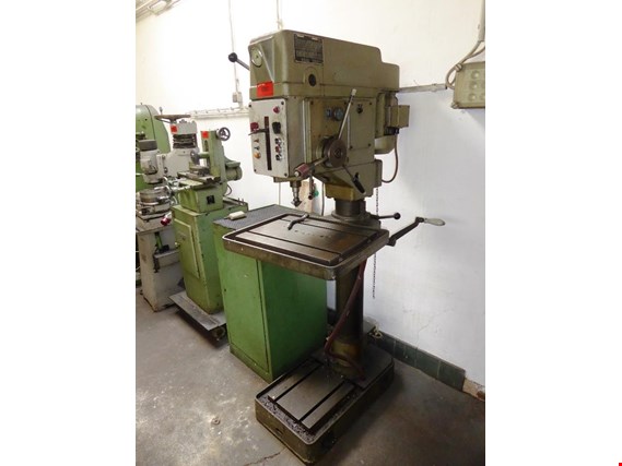 Used Alzmetall AB 35 S Column drilling machine for Sale (Auction Premium) | NetBid Industrial Auctions