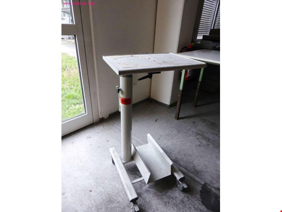 Used mobile support stand for Sale (Auction Premium) | NetBid Industrial Auctions