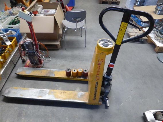 Used scissor high lift truck for Sale (Auction Premium) | NetBid Industrial Auctions
