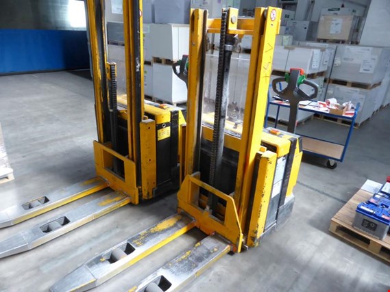 Used Jungheinrich electr. pallet lift truck (54) - released at a later date: 07.06.2019 for Sale (Auction Premium) | NetBid Industrial Auctions