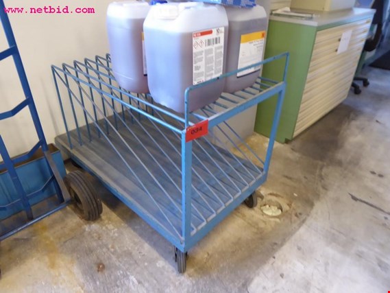 Used multi-level trolley for Sale (Auction Premium) | NetBid Industrial Auctions