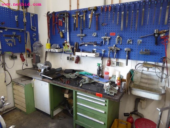 Used workbench for Sale (Auction Premium) | NetBid Industrial Auctions