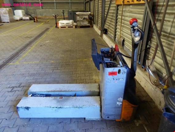 Used Still EXU16 electr. pallet truck for Sale (Trading Premium) | NetBid Industrial Auctions