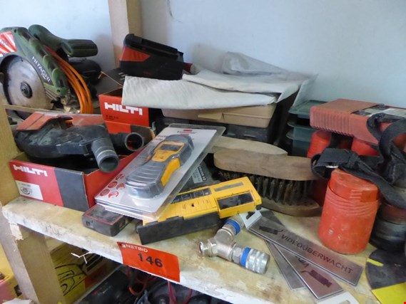 Used Item Small measuring devices for Sale (Trading Premium) | NetBid Industrial Auctions