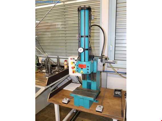 Used Mäder MPS-1 Hydro-pneumatic press for Sale (Auction Premium) | NetBid Industrial Auctions