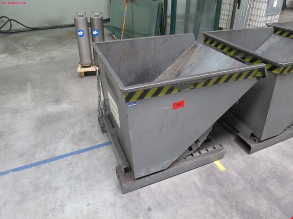 Used Bauer 80809 chip dumping trough #481 for Sale (Auction Premium) | NetBid Industrial Auctions