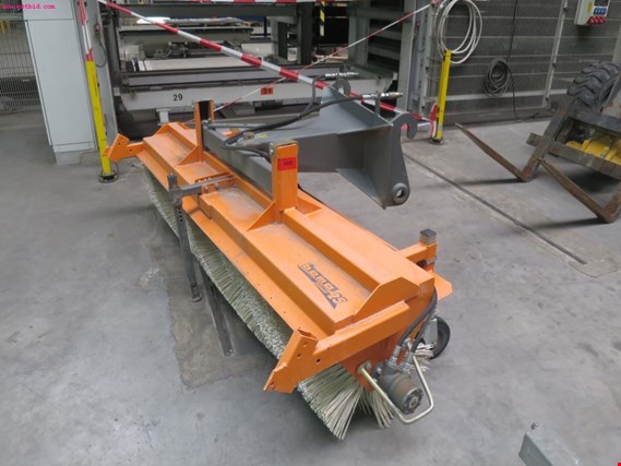 Used Bema 2300 sweeper attachment #489 for Sale (Auction Premium) | NetBid Industrial Auctions