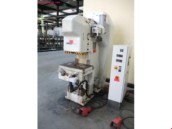 Used EBU H40 eccentric punching machine #70 for Sale (Auction Premium) | NetBid Industrial Auctions