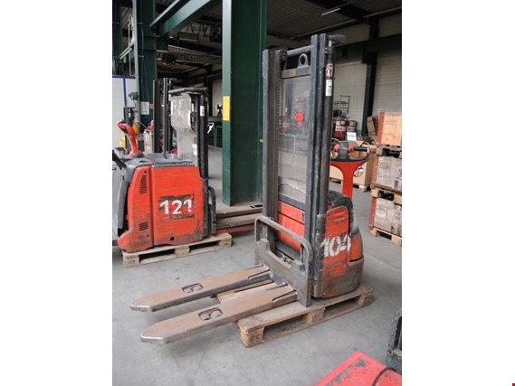 Used Linde L12 Electric pallet truck #533 for Sale (Auction Premium) | NetBid Industrial Auctions