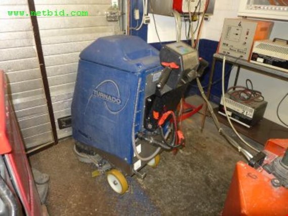 Used Turnado 55 Floor cleaning machine for Sale (Online Auction) | NetBid Industrial Auctions