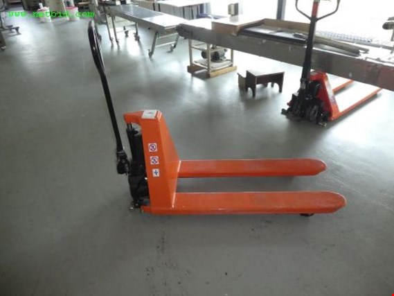 Used Jungheinrich PSL 1000 Scissor lift truck for Sale (Trading Premium) | NetBid Industrial Auctions