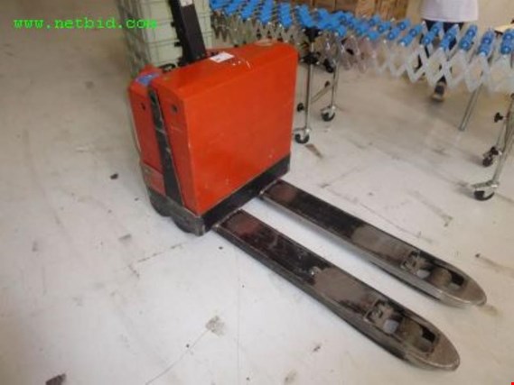 Used BT PPT 1600 MX Electric pallet truck (24) for Sale (Trading Premium) | NetBid Industrial Auctions
