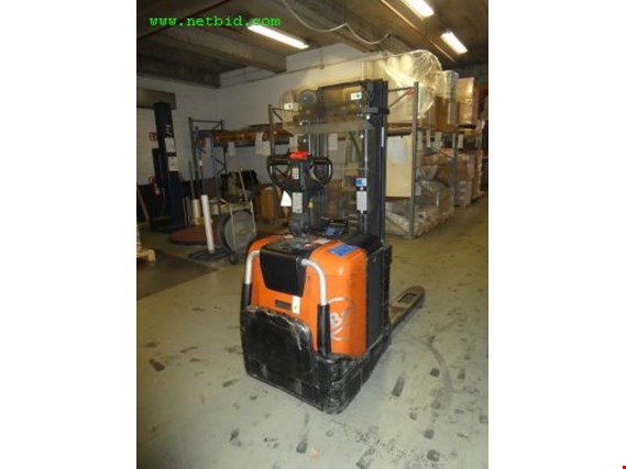 Used BT SPE 125 L Electric pallet truck for Sale (Trading Premium) | NetBid Industrial Auctions