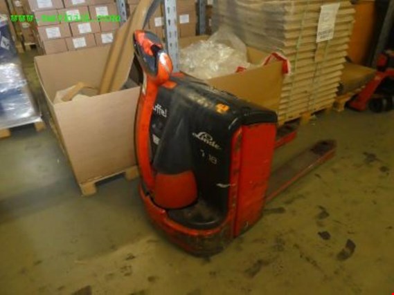 Used Linde T 18 Electric pallet truck for Sale (Trading Premium) | NetBid Industrial Auctions