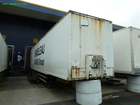 Used SAMRO S338DH Koffer 3-axle semi-trailer for Sale (Online Auction) | NetBid Industrial Auctions