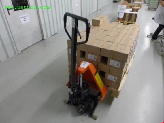 Used Seco SGH 1003 Scissor lift truck for Sale (Trading Premium) | NetBid Industrial Auctions
