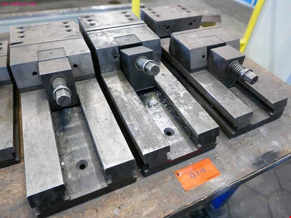 Used 3 Hydraulic machine vice for Sale (Auction Premium) | NetBid Industrial Auctions