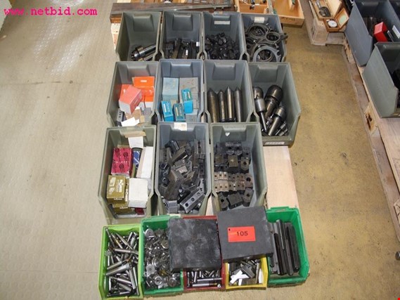 Used 1 Posten Clamping device and clamping accessories for Sale (Auction Premium) | NetBid Industrial Auctions