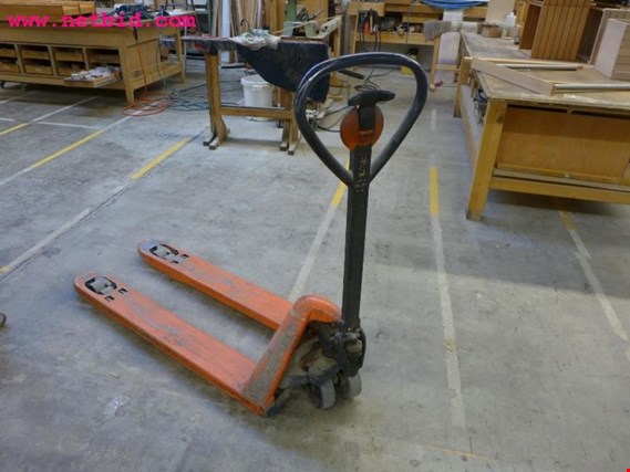 Used Steinbock WH 22 Pallet truck for Sale (Auction Premium) | NetBid Industrial Auctions