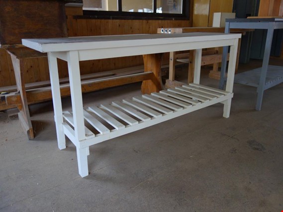 Used 2 Storage tables (white + gray) for Sale (Auction Premium) | NetBid Industrial Auctions