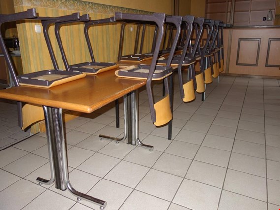 Used 8 Tables for Sale (Trading Premium) | NetBid Industrial Auctions