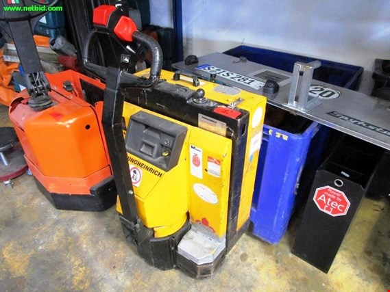 Used Jungheinrich Electric pallet truck (shipping) for Sale (Auction Premium) | NetBid Industrial Auctions