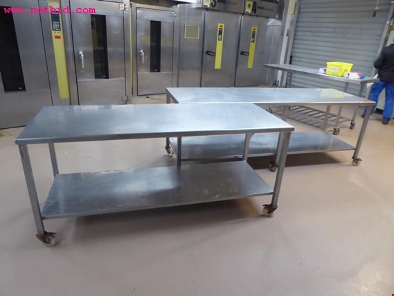 Used 3 Mobile work tables for Sale (Auction Premium) | NetBid Industrial Auctions