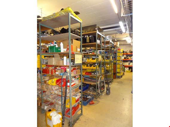 Used ca. 35 lfm. Metal shelving for Sale (Trading Standard) | NetBid Industrial Auctions