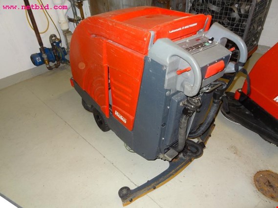 Used Hako B655 Scrubber dryer for Sale (Auction Premium) | NetBid Industrial Auctions