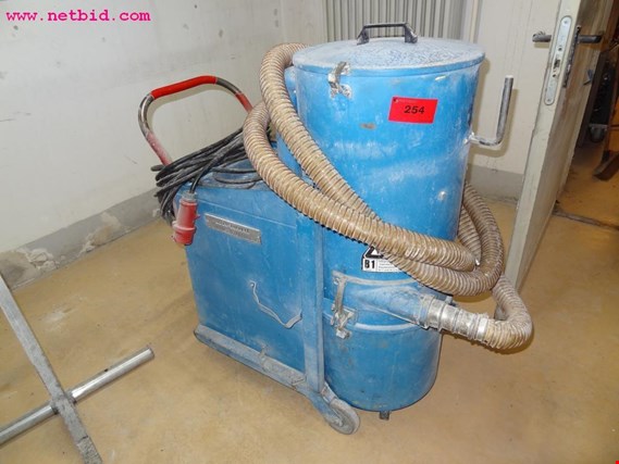 Used Wieland IS-35 C/B1 Industrial vacuum cleaner for Sale (Auction Premium) | NetBid Industrial Auctions
