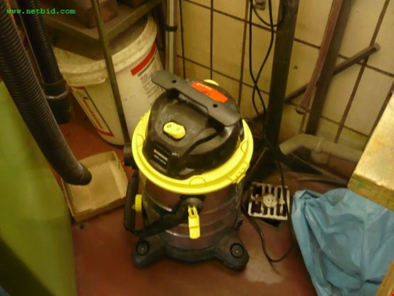 Used Parkside PNTS1400E2 Wet/dry vacuum cleaner for Sale (Auction Premium) | NetBid Industrial Auctions