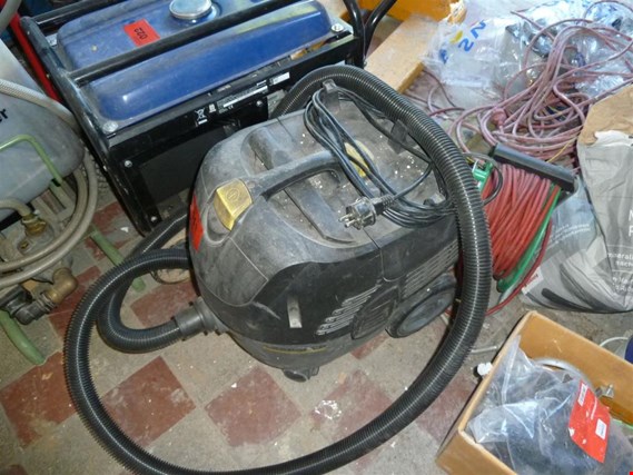Used Kärcher NT25/1 Professional Industrial vacuum cleaner for Sale (Auction Premium) | NetBid Industrial Auctions