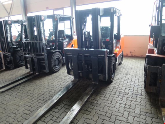 Used Doosan D55SC-7 (inkl. A9362) Diesel forklift truck (D9350) - Late release at the end of August 2019 for Sale (Auction Premium) | NetBid Industrial Auctions