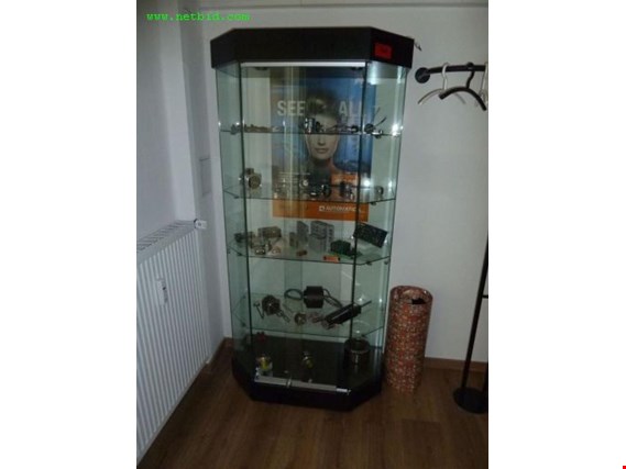 Used Glass cabinet for Sale (Auction Premium) | NetBid Industrial Auctions