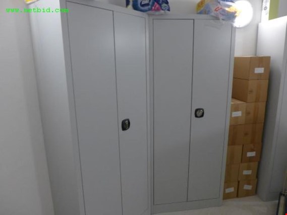 Used 3 Metal cabinets for Sale (Auction Premium) | NetBid Industrial Auctions