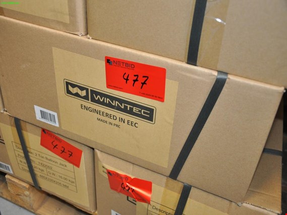 Winntec Y422002 4 Kartons mit jeweils 1 x Wagenheber (Ballonjack) gebraucht kaufen (Trading Premium) | NetBid Industrie-Auktionen