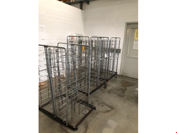 Used ca. 4 Tray trolley for Sale (Trading Premium) | NetBid Industrial Auctions