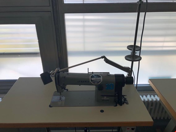 Used Juki DDL 555 - 4  Industry - Sewing machine for Sale (Trading Premium) | NetBid Industrial Auctions