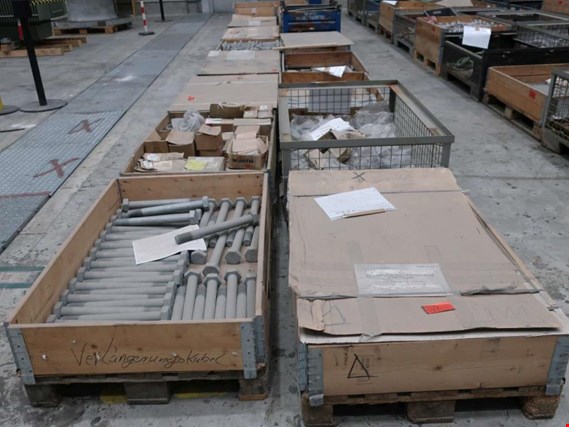 Used 18 Paletten Fastening Technology for Sale (Auction Premium) | NetBid Industrial Auctions